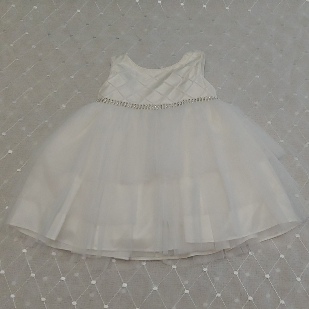 Infant girls ivory dress 12mo